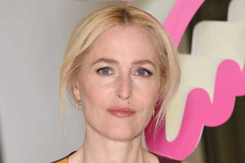 Gillian Anderson looks unrecognisable as she transforms into Eleanor Roosevelt for new drama The..