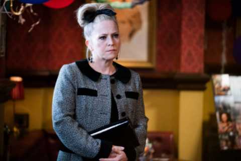 EastEnders spoilers: Linda Carter spirals out of control as her drinking takes over