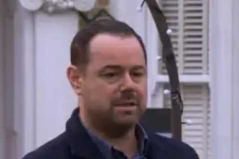 EastEnders fans baffled as Mick Carter finally chooses between Linda and Janine Butcher