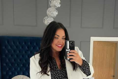Scarlett Moffatt reveals she’s put her wedding plans on hold after planning ‘dream day’ with Scott..