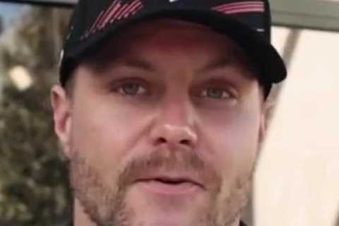 Romantic F1 star Valtteri Bottas reveals new helmet in honour of Aussie girlfriend Tiffany Cromwell ..