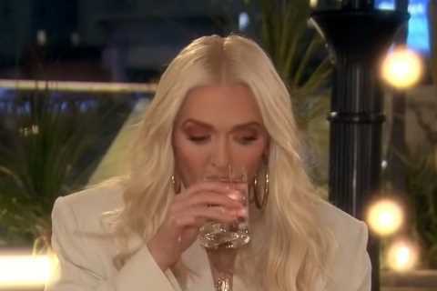 RHOBH’s Erika Jayne accused of mixing booze &amp; pills by Lisa Rinna in new trailer as disgraced..