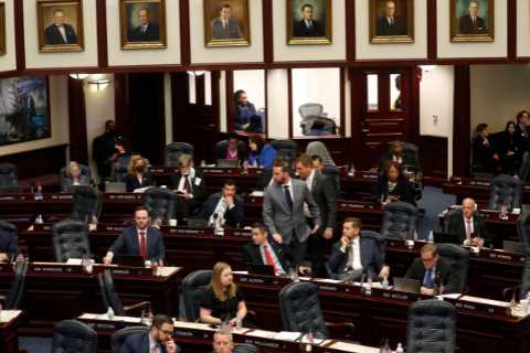 Crypto Industry Helps Write, and Pass, Its Own Agenda in State Capitols