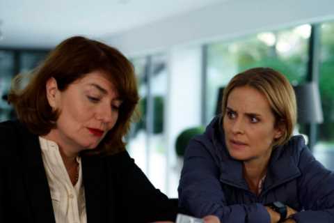 How many episodes of Compulsion are there?