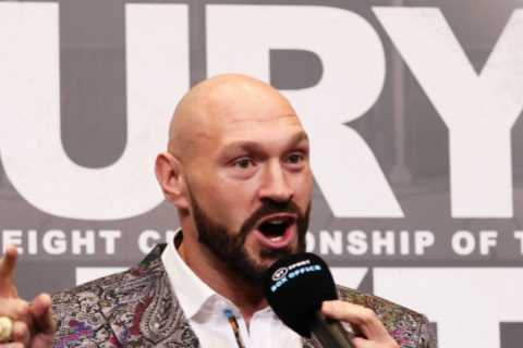 ‘He wouldn’t do well’ – Tyson Fury warned not to pursue MMA dream by former UFC heavyweight champ..