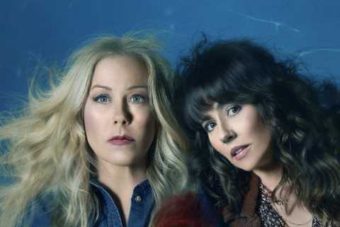 Why was Dead To Me season 3 delayed?