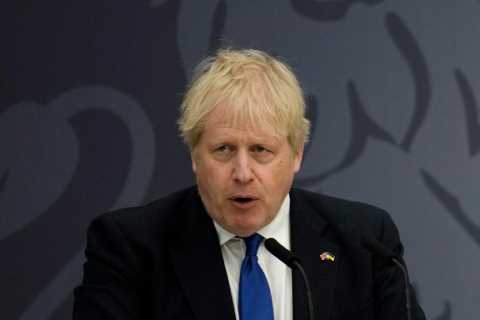 Royal Navy warships to patrol English Channel from TODAY as Boris Johnson sends in troops to tackle ..