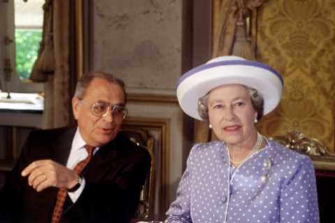 I’m a royal chef and this is why I had to prepare 150 plates of food for the Queen at every event