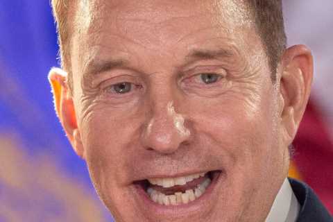Nebraska State Senator Says Candidate for Governor Groped Her