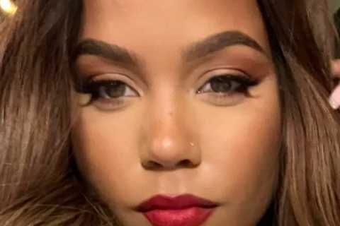 Teen Mom Cheyenne Floyd goes makeup free in selfie from bed the morning after rocking a glam look..