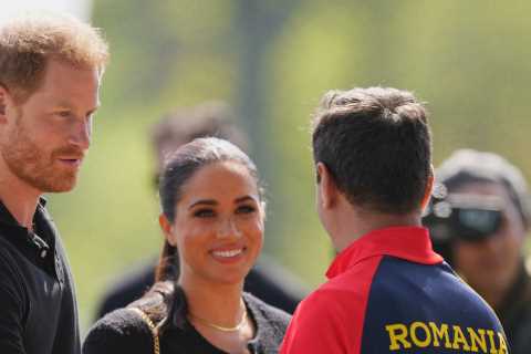 Prince Harry and Meghan Markle greet athletes on first day of Invictus Games after secret meeting..