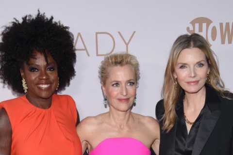 Viola Davis, Gillian Anderson and Michelle Pfeiffer pose together The First Lady premiere