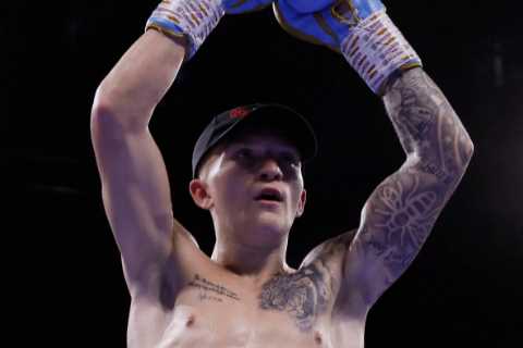 Campbell Hatton puts on a show against Ezequiel Gregores and lifts dad Ricky’s spirits after Man..
