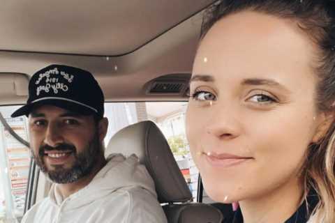 Jinger Duggar snubs family on Easter as she spends holiday in Los Angeles with Jeremy &amp; kids..