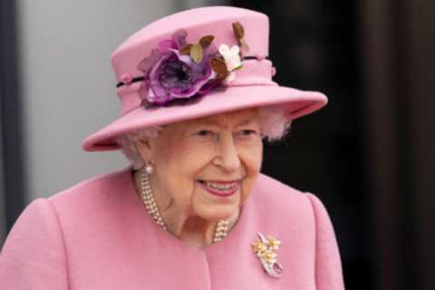 The Queen has inspired the nation’s fashion sense &amp; two thirds of us say no one can replicate..