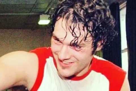 Tyson Fury was born premature and weighed just 1 Ib before becoming 6ft 9in heavyweight champion of ..