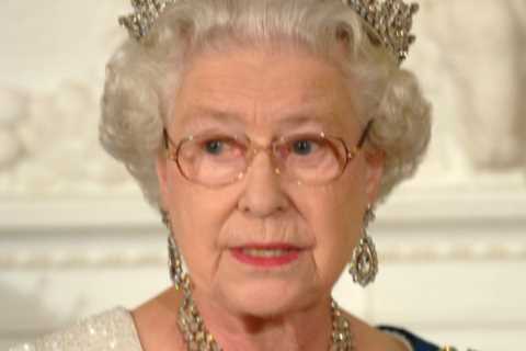 The Queen is immortalised as a BARBIE doll for Platinum Jubilee