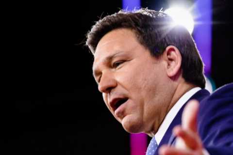 Punishing Disney, DeSantis Signals a Lasting G.O.P. Brawl With Business