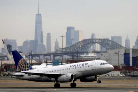 United to offer refunds to passengers who don’t want to fly without mask mandate – how to make a..