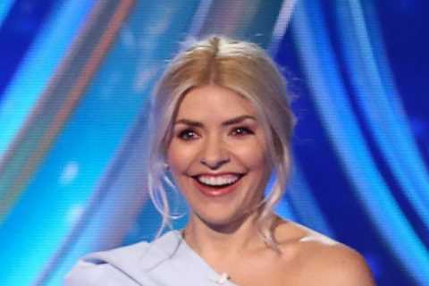 Inside Holly Willoughby’s VERY famous girl squad who she enjoys boozy days out with