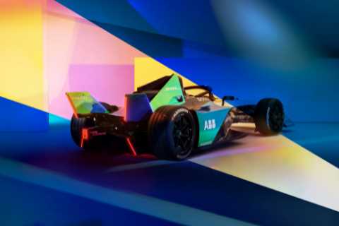 Formula E open the door to the “future’s future” after unveiling new Gen3 car for Season 9