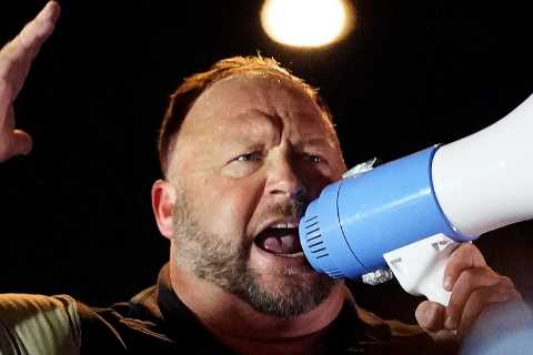 Facing Judgment, Alex Jones Pleads for Help From the ‘Deep State’