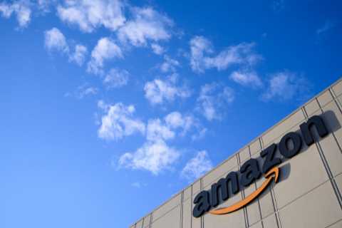 Amazon reports slowing sales growth and indicates slowdown may continue.