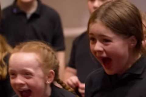 Simon Cowell leaves Britain’s Got Talent choir open mouthed and SCREAMING in excitement as he..