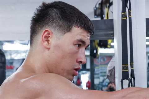 Canelo Alvarez’s opponent Dmitry Bivol is inspired by Jackie Chan and plans to exploit rival’s..