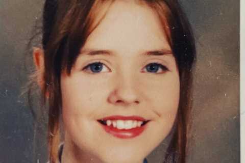 Hollyoaks star looks unrecognisable in school throwback snap – but can you guess who it is?