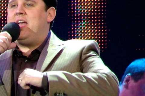 Peter Kay fans break down in tears as comedian returns to the London stage after years out of the..