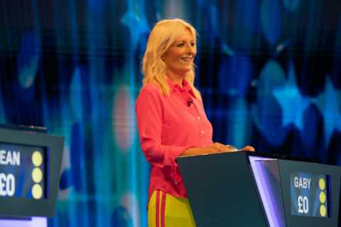 Tipping Point: Lucky Stars fans all say the same thing about Gaby Roslin’s outfit – but did you..