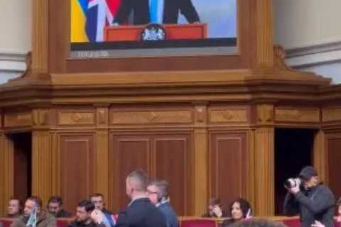 Moment Boris Johnson gets standing ovation as he hails Ukrainians  ‘masters of their fate’ in..