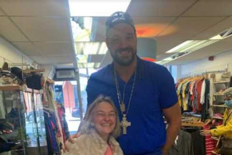 Multi-millionaire Tyson Fury spent £3 on sunglasses in charity shop days after winning £26m in..