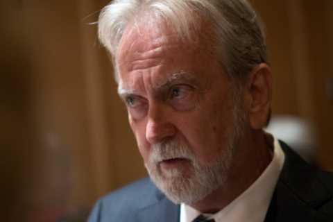 C.I.A. Captive Was Too Small for Waterboard, Interrogator Testifies