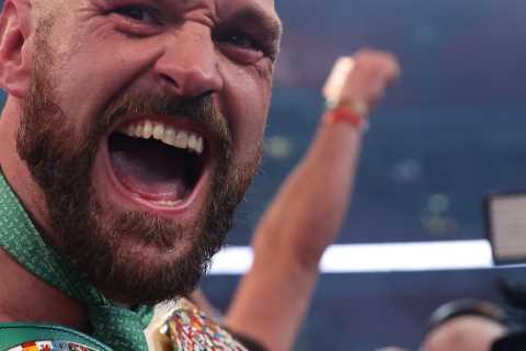 Watch Tyson Fury spar youngsters at old amateur gym as Gypsy King struggles to stay away from ring..