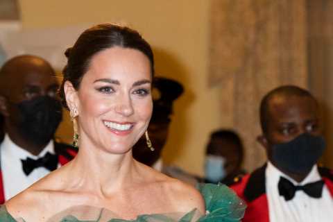 Kate Middleton is on the search for a personal assistant and you could get paid £27k to hang out..