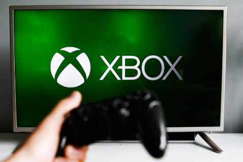 How to fix ‘person who bought this needs to sign in’ Xbox error