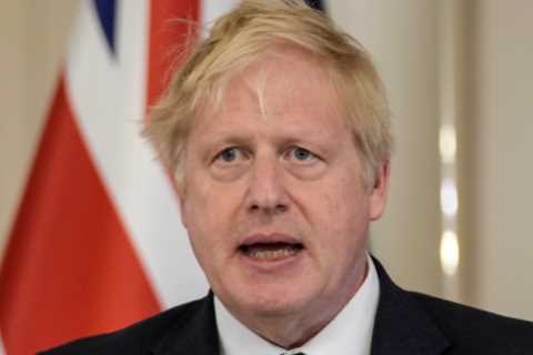 Boris Johnson vows to put ‘boots on the ground’ if Russia invades Sweden or Finland to fight..