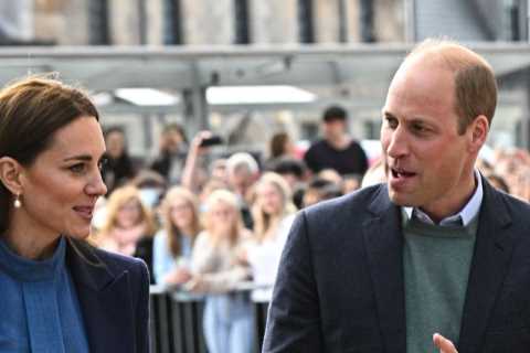 Deborah James: Prince William &amp; Kate praise ‘tireless’ Sun columnist and donate money to her..