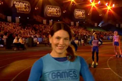 The Games’ Lucrezia Millarini suffers ‘painful’ blunder during 400m as she falls on the track