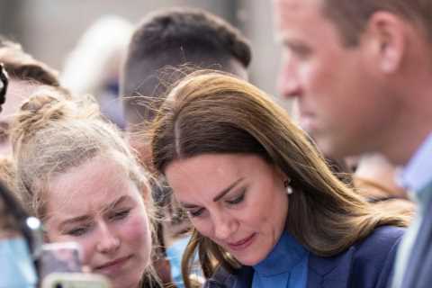 Kate Middleton CRACKS crossword about the royal family after student asks for her help – could you..