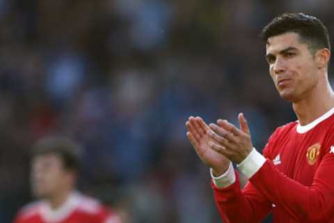 Five forgotten Man Utd players who could thrive under Ten Hag like Henderson and academy goal..