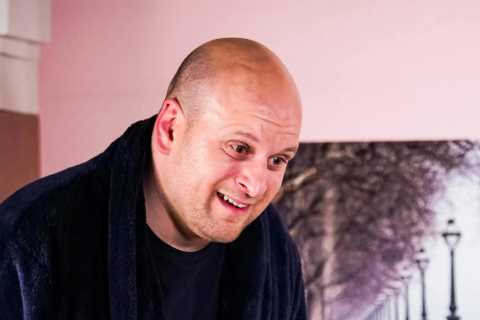 EastEnders spoilers: Stuart Highway confesses his true feelings about baby Roland leaving Rainie..