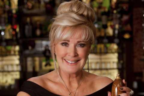 Coronation Street fans open-mouthed as they spot Beverley Callard’s ‘secret role’ on soap before..
