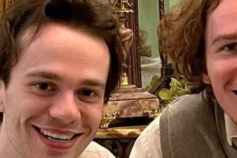 Corrie actor Harry Visinoni looks almost unrecognisable as he ditches his long locks and beard for..
