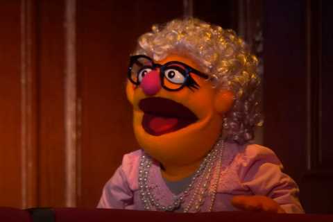 Britain’s Got Talent’s Simon Cowell looks horrified as cute puppet act The Handersons turns..