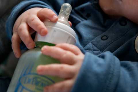 Baby Formula Shortage Has an Aggravating Factor: Few Producers