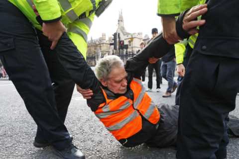 Protestors who interfere with roads &amp; railways face year in prison under new laws