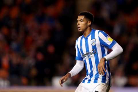 Everton boss Frank Lampard plotting raid on former club Chelsea for 19-year-old defensive starlet..
